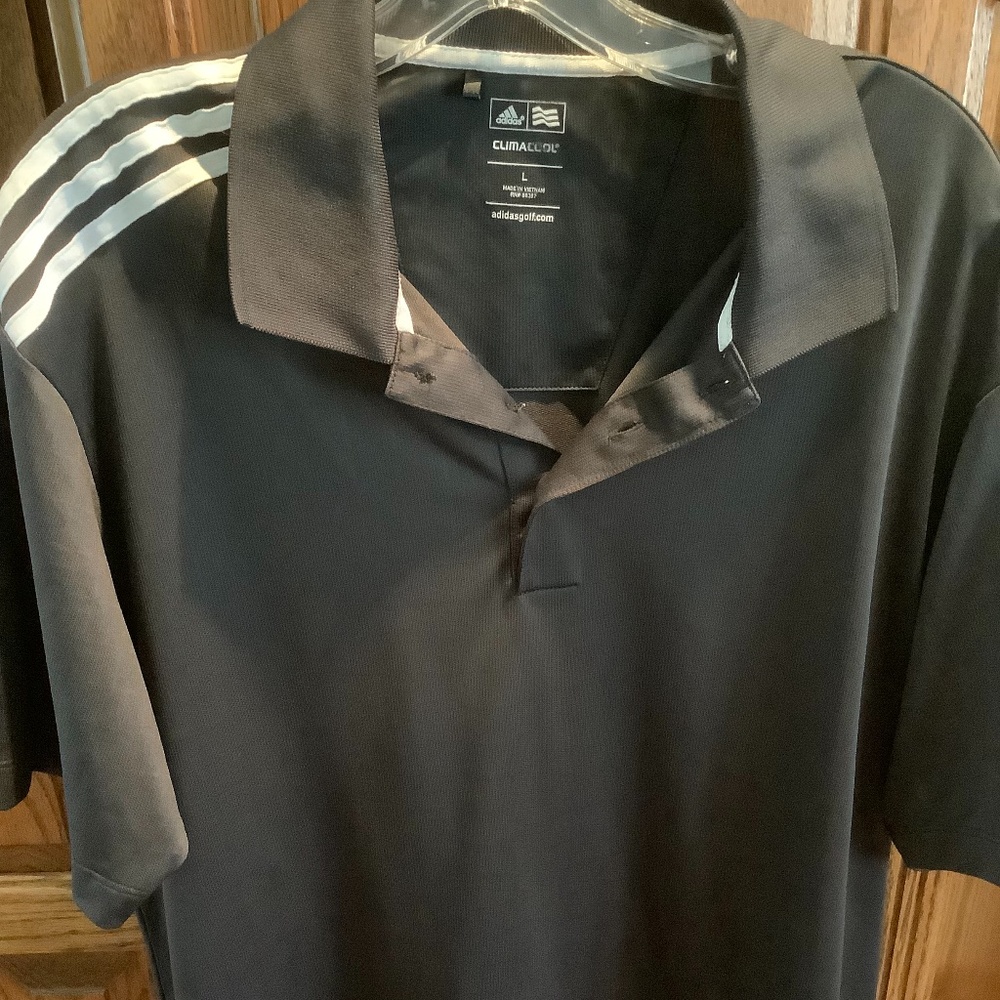 Striking men’s Adidas climatron golf shirt